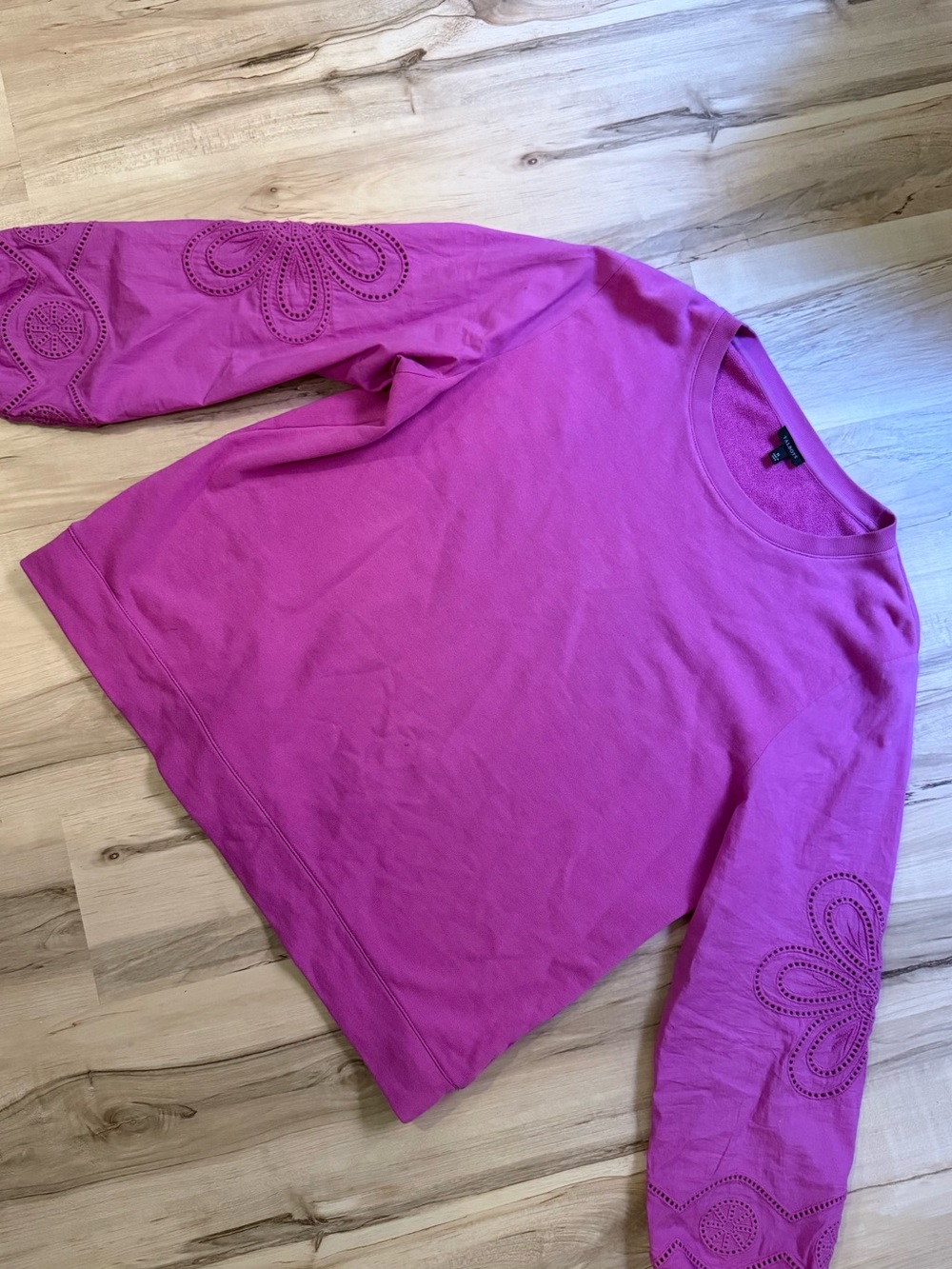 Talbots Eyelet Floral Sleeve Sweatshirt size xl